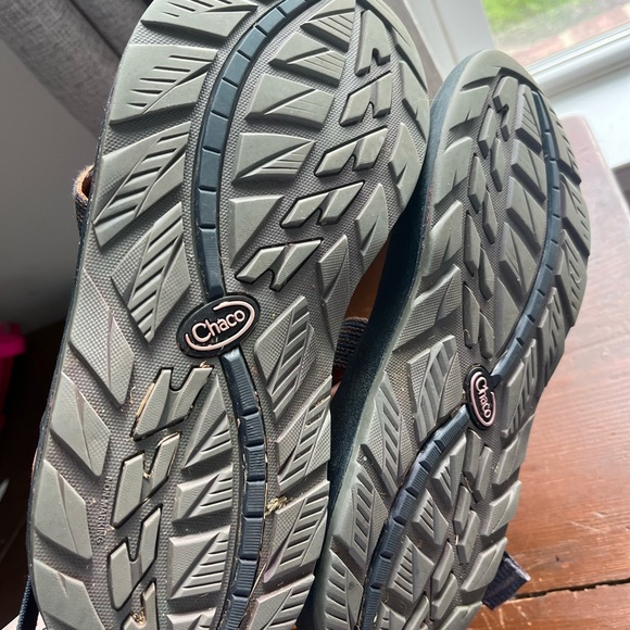 Chaco men sandals size 8 - Picture 4 of 4